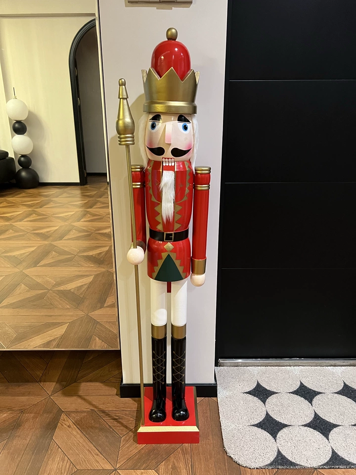 Nutcracker Figurine - زينة ديكور للمقاهي، تمثال جندي كسارة